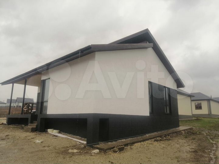 Дом 90 м² на участке 5 сот.