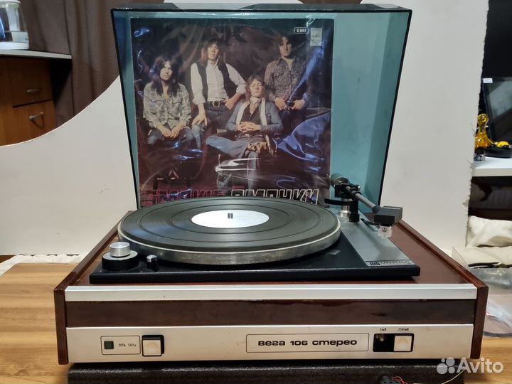 Проигрыватель для винила Вега 106