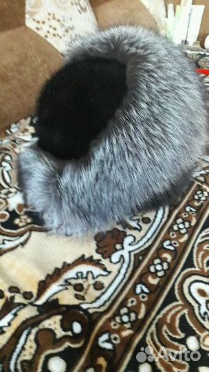 Продам зимнюю шапку