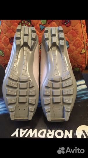 Новые лыжные ботинки nordway 37 р