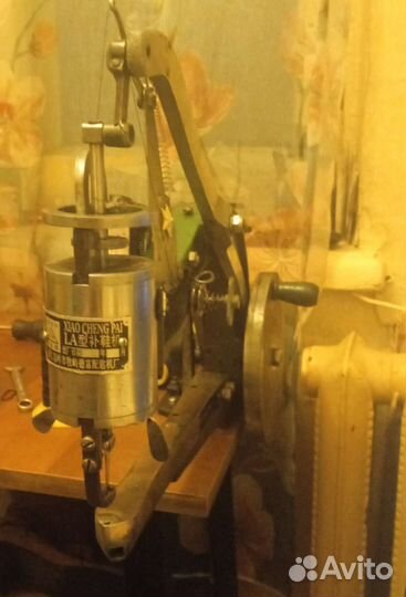 Обувная швейная машинка