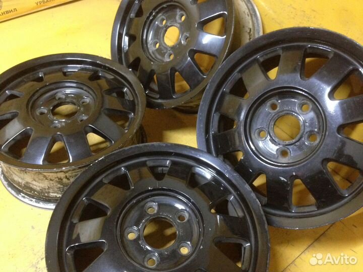 4 шт. Диски Audi R15 (5х112)