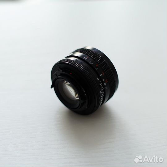 Carl Zeiss Planar T* 50mm 1.7 C/Y