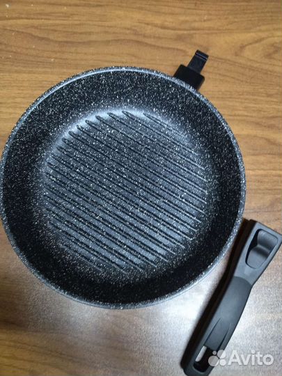 Сковорода гриль 24 см