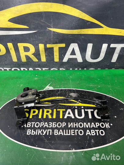 Механизм подъема запасного колеса Kia Sorento 4