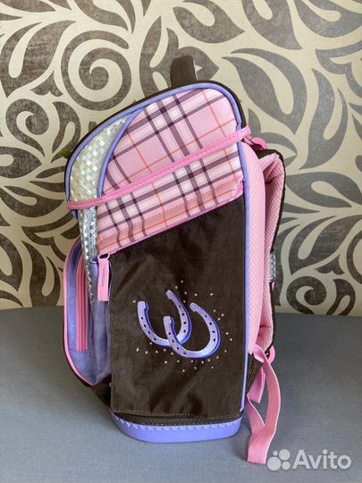 Рюкзак (ранец) школьный для девочки