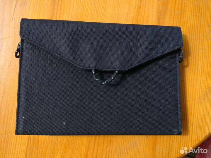 Зарядное устройство на солнечных батареях