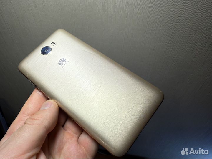 HUAWEI Y5 2017, 2/16 ГБ