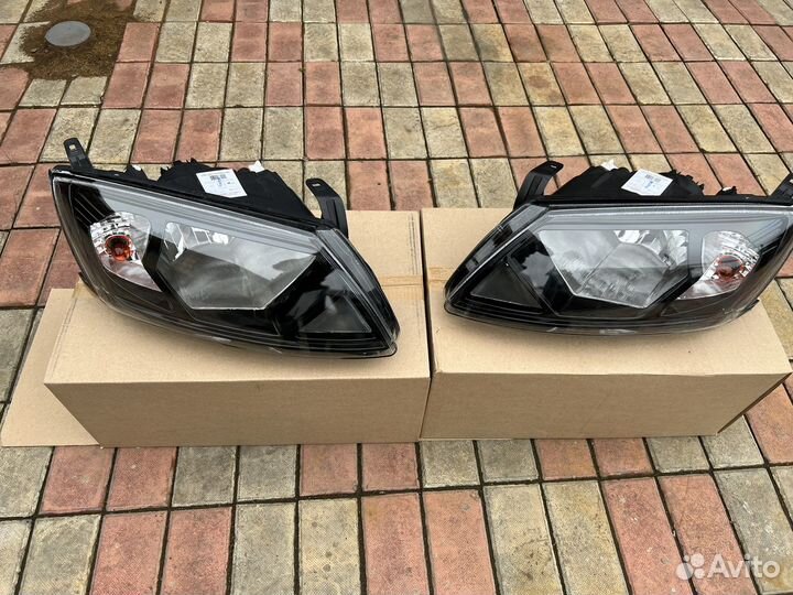 Фары Гранта,корпус Fl