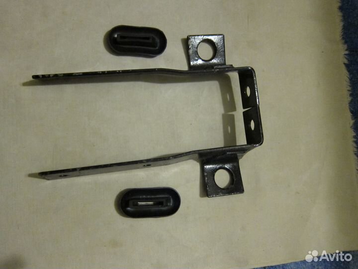 Комплект передних кронштейнов бампера из СССР