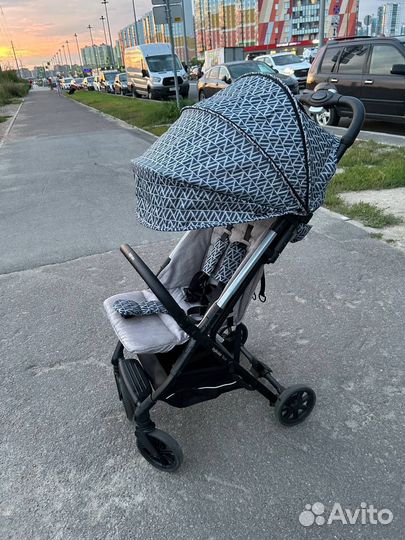 Прогулочная коляска inglesina quid