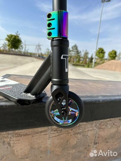 Трюковой самокат Tech team comrade