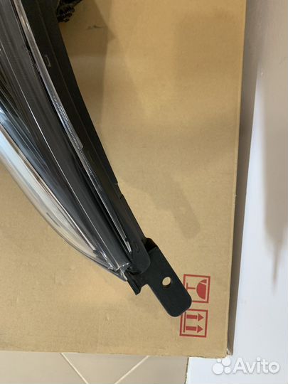 Kia Rio 4 (17-20) передняя левая фара линза