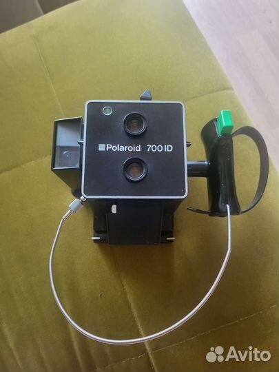 Polaroid 700id