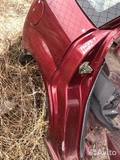 Крыло (четверть ) Ford Focus 1 хэтчбек 2004
