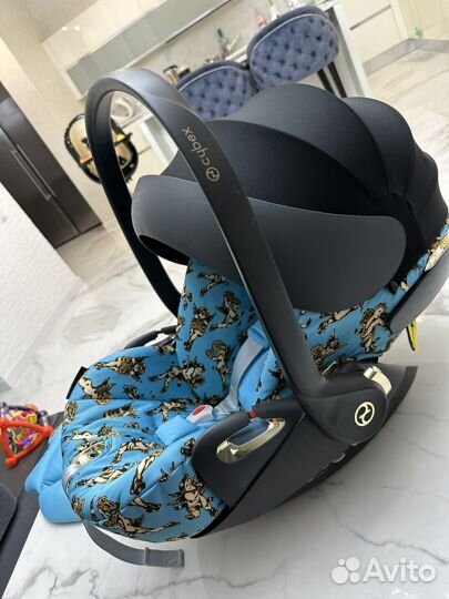 Автолюлька cybex cloud z i size by Jeremy scott