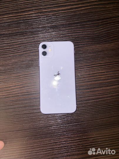 iPhone 11, 64 ГБ