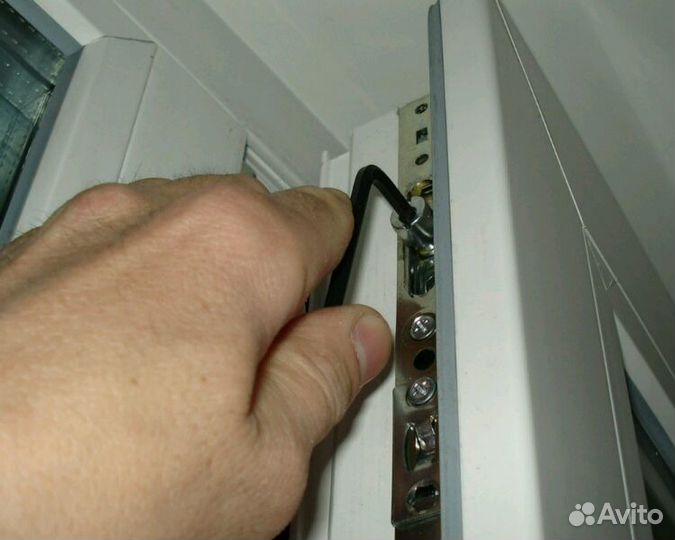 Ремонт пластиковых окон и дверей (частный мастер)