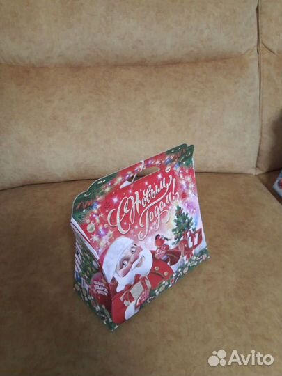 Новогодние коробки