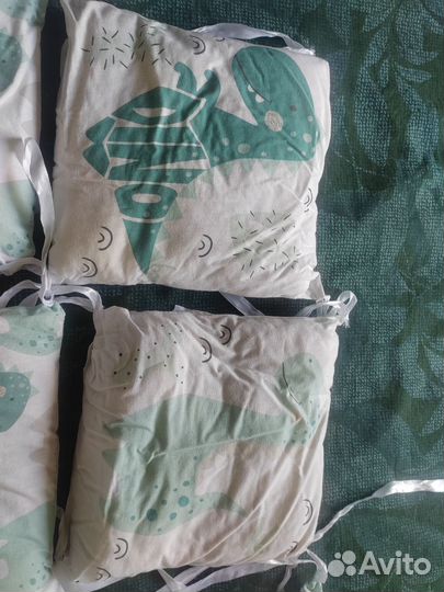 Бортики подушки в кроватку