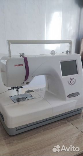 Вышивальная машина Janome 350e