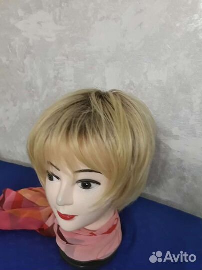 Парик новый женский