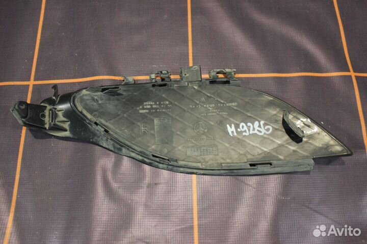 Решетка бампера правая-Mercedes Benz A-klasse W176