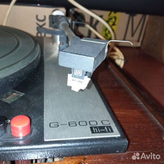 Проигрыватель винила Вега 106 стерео (рабочий)