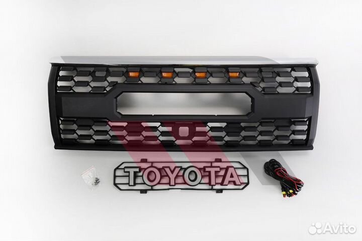 Решетка радиатора Toyota LC Prado 150 18-22г