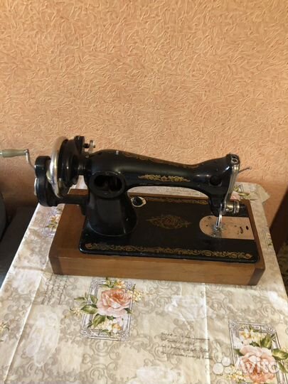 Швейная машина бу