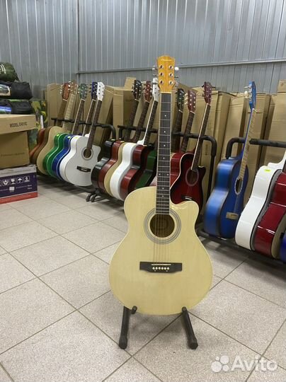 Акустическая Гитара