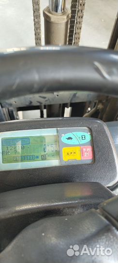 Вилочный погрузчик Toyota 32-8FG25, 2004