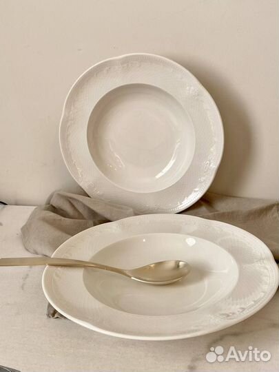 Набор фарфоровых тарелок Aristocrat Noble 2 предме