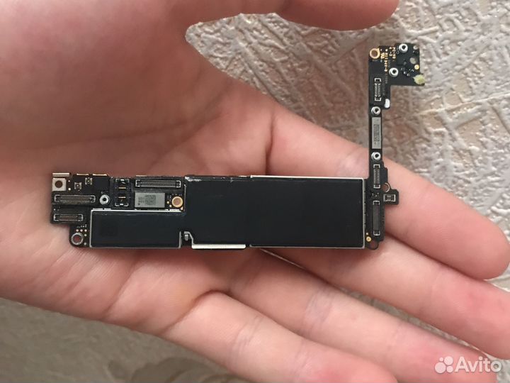 Материнская плата iPhone 7 128гб