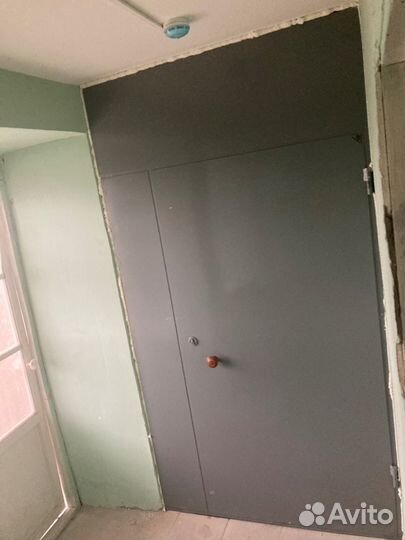 Дверь на тамбур