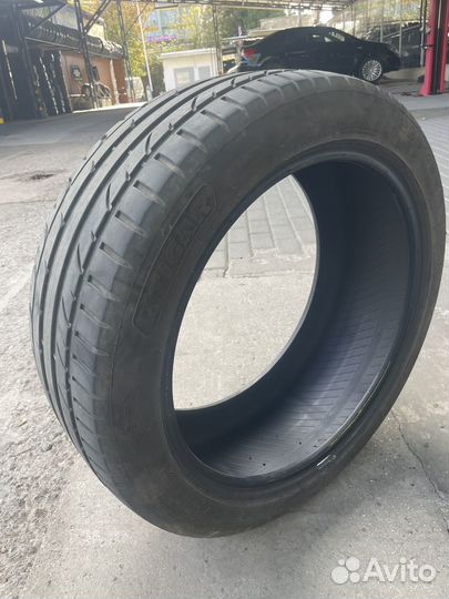 Tigar UHP Ultra High Performance 235/45 R18 98W