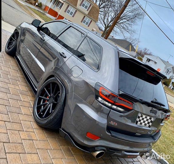 Задние элероны jeep GC Srt8 WK2 Карбон