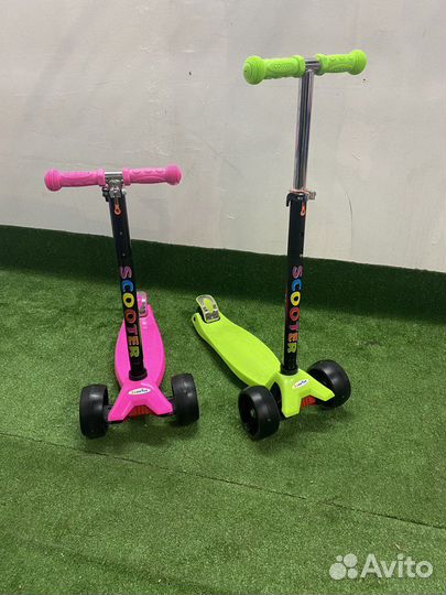 Самокат детский трехколесный новый