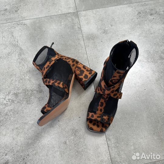 Летний ботильон женский