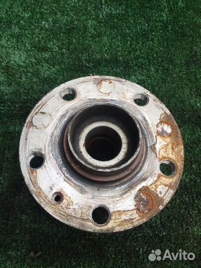 Ступица передняя Volkswagen Golf 5 1K1 BLF 2007