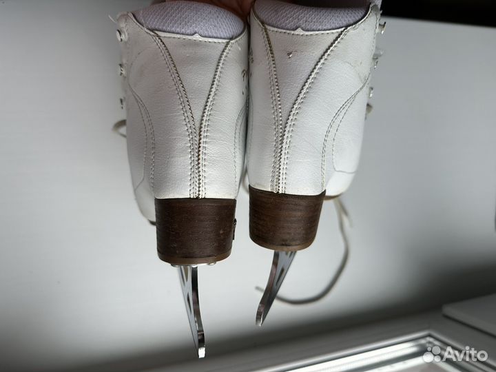 Коньки фигурные риспорт