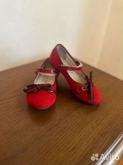Туфли для девочки