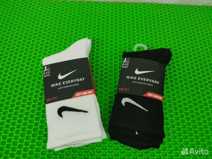 Носки nike everyday длинные черные и белые