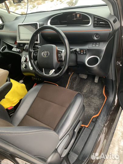 Toyota Sienta 1.5 CVT, 2018, 72 000 км