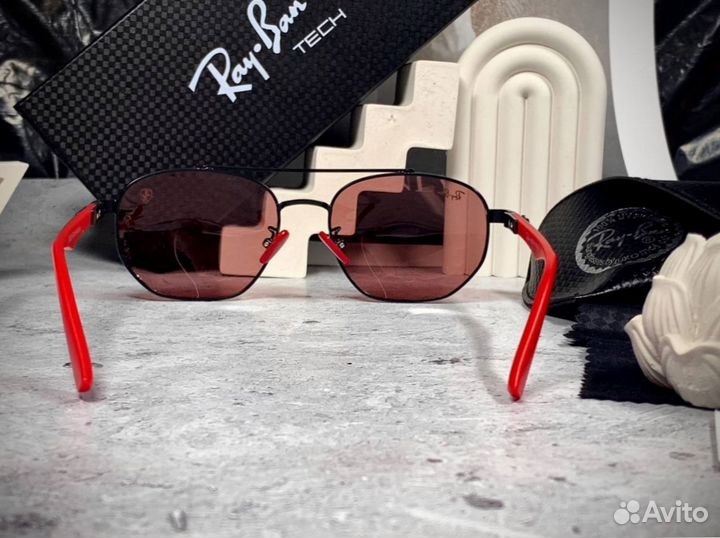 Очки Ray Ban Ferrari красный