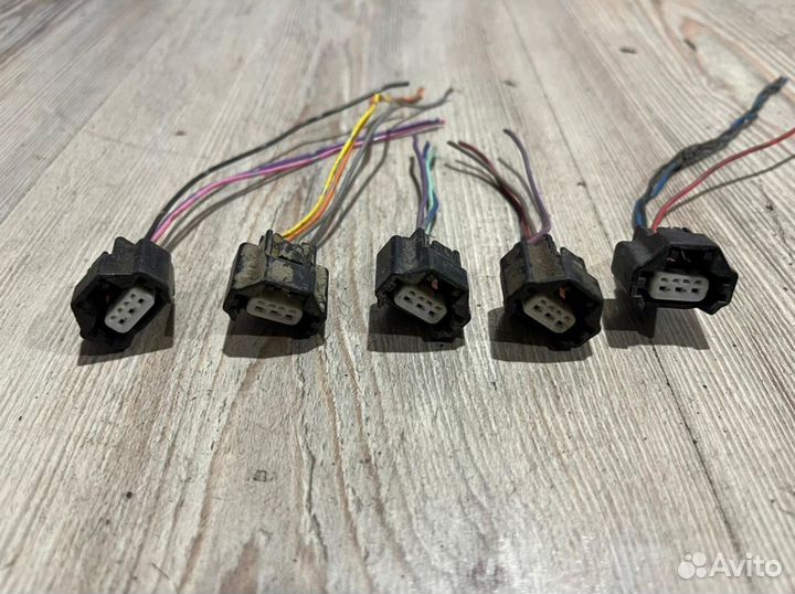Штекер датчика распредвала коленвала разъём Nissan