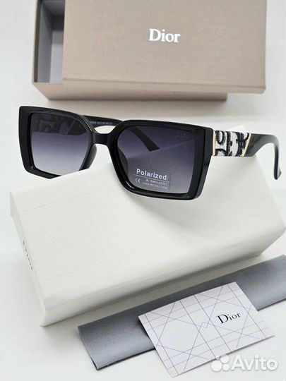 Солнцезащитные очки dior