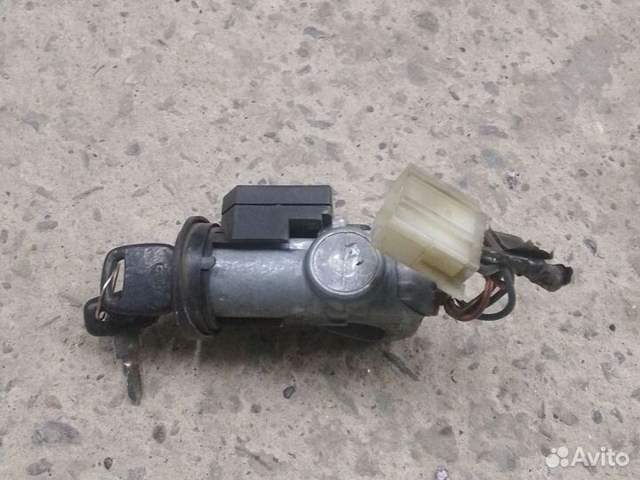 Замок зажигания Nissan Almera N15 седан 1.4 GA14DE