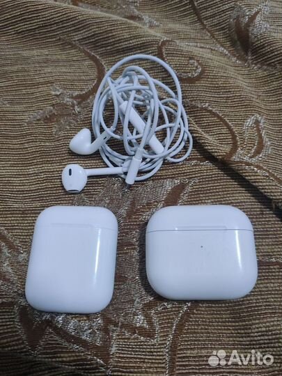 Airpods 1 поколения