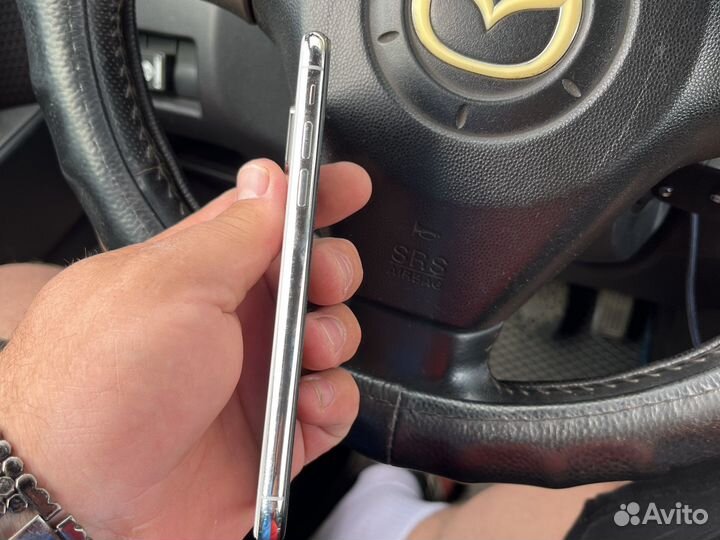 iPhone Xs, 64 ГБ